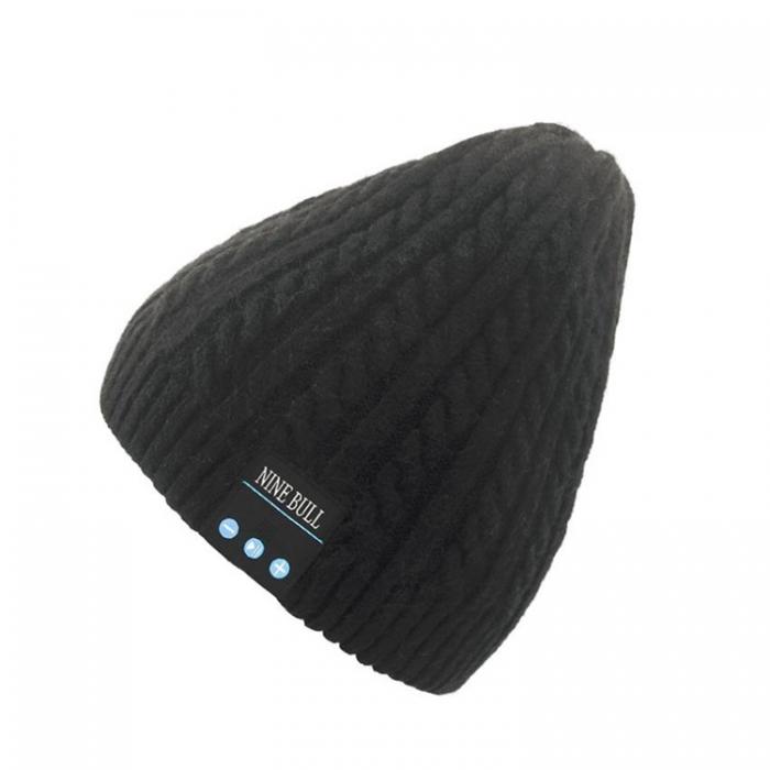 Cable knitted Bluetooth Music Beanie